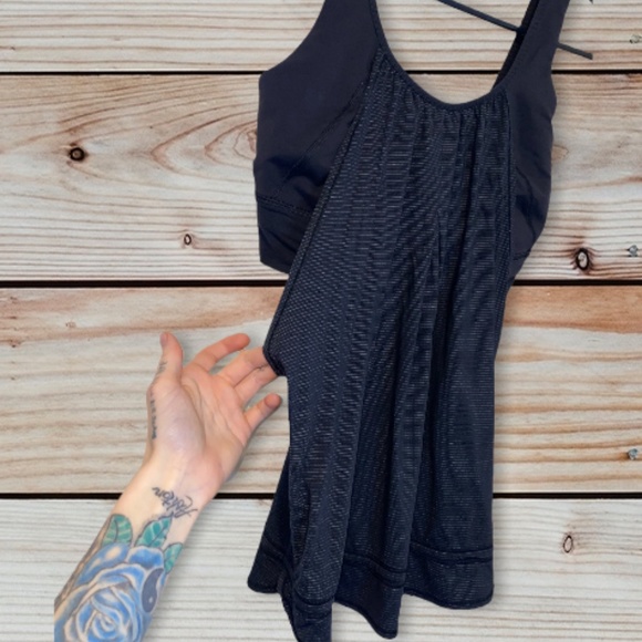 Lululemon summer sport multi layer tank top size 6 - Picture 4 of 7